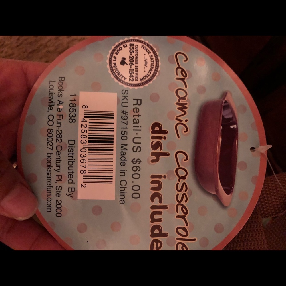 Potluck carrier bag with ceramic dish included!